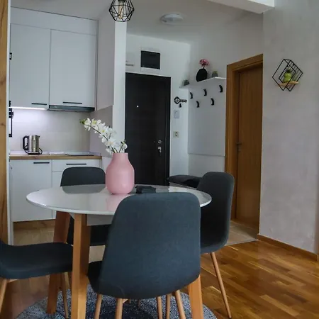 Holiday, Leonardo Vi Apartment Zlatibor