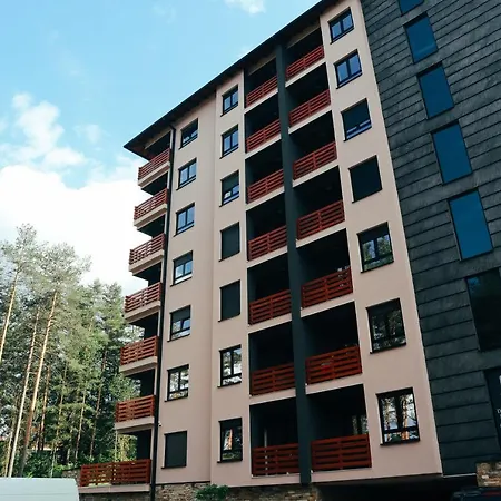 Holiday, Leonardo Vi Zlatibor