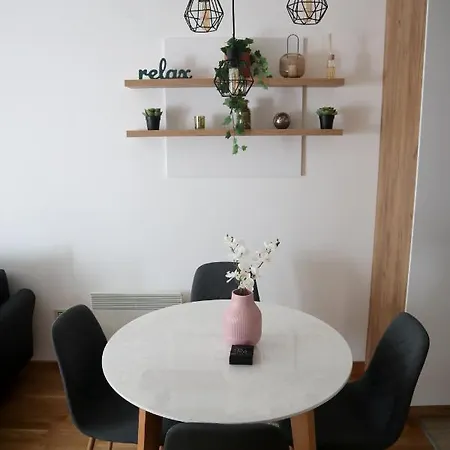 Holiday, Leonardo Vi Zlatibor