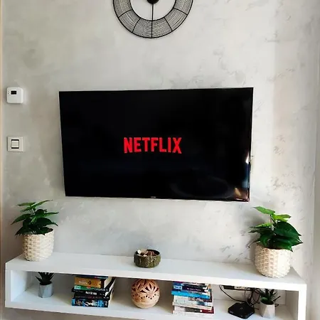 Holiday, Leonardo Vi Apartamento